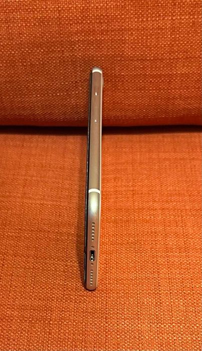 iPhone SE 2020 64GB White