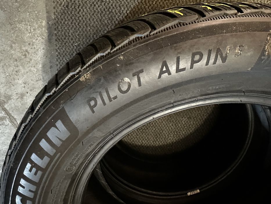 235/55 R17 103V XL  - Michelin Pilot Alpin 5 Suv M+S Oferta