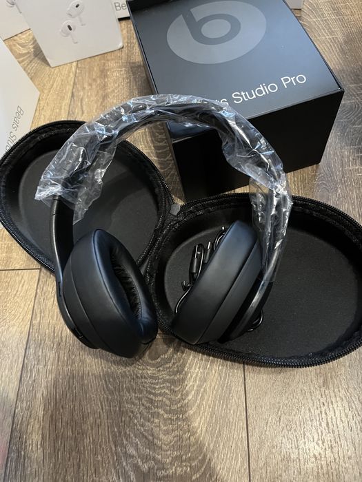 Casti Beats Studio Pro