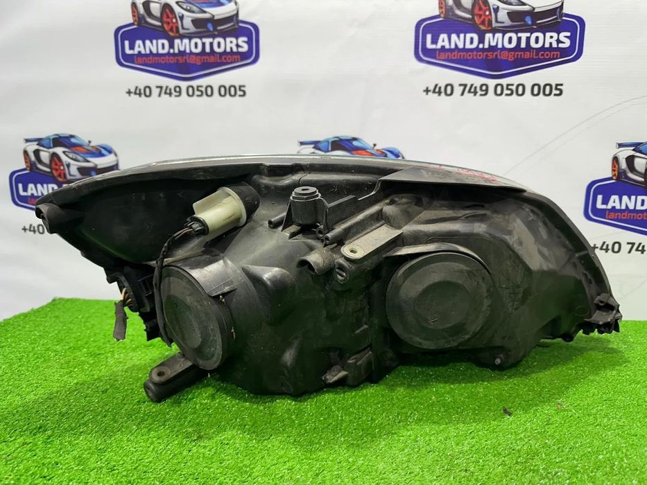 FAR UK STANGA CU LUPA SKODA FABIA 2012 BREAK / 2007-2014 COD OEM 5J2941017D