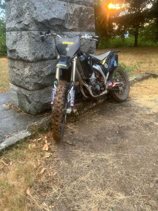 Продавам yamaha yzf 450 2009