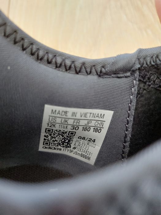 Черни маратонки Adidas #30