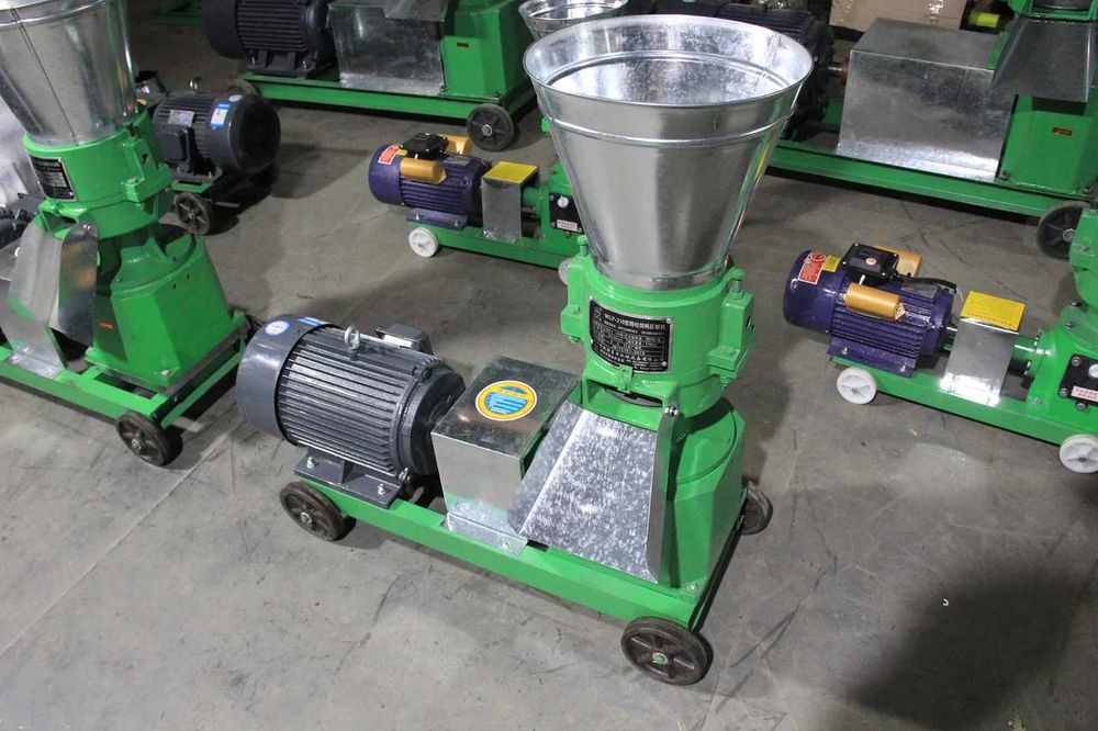 В продаже грануляторы для комбикорма