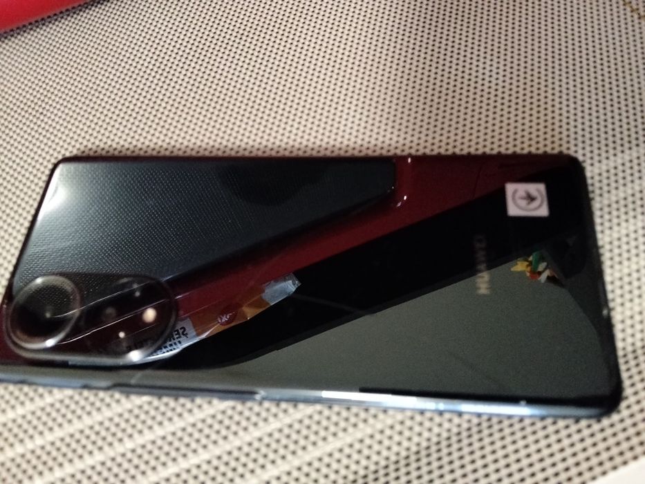 Vând Huawei nova9