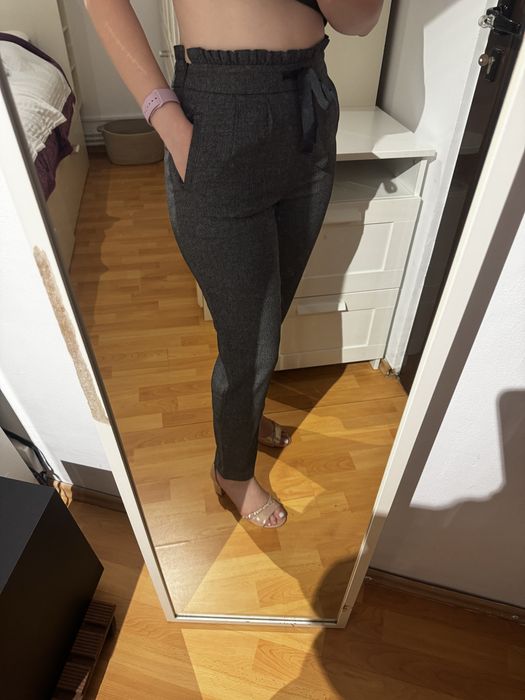 Pantaloni cu findita 38
