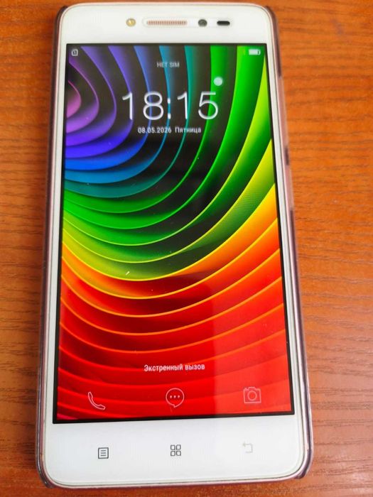 Смортофон Lenovo S90-A
