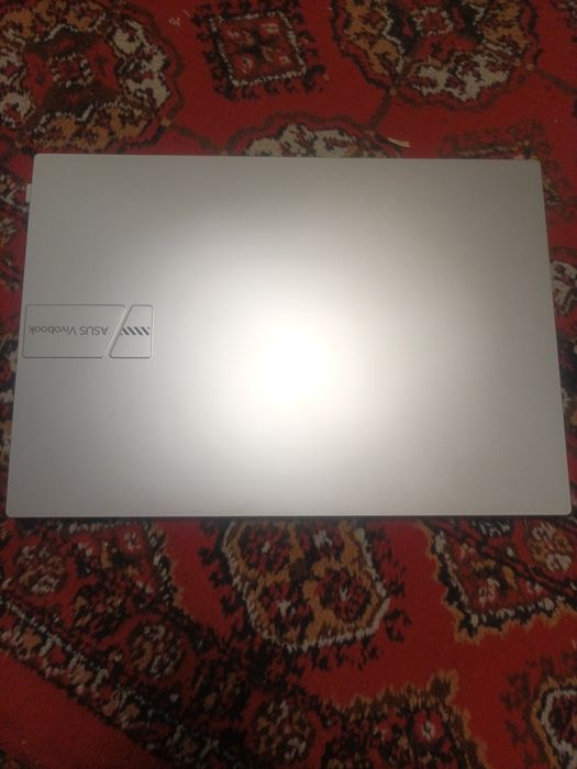 Asus Vivobook X16