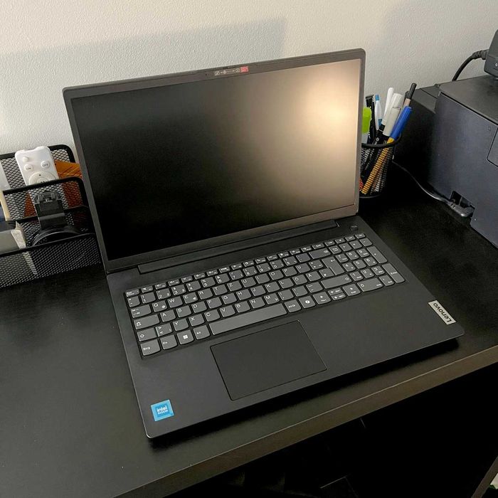 Лаптоп Lenovo V15 G6 ITN - чисто нов
