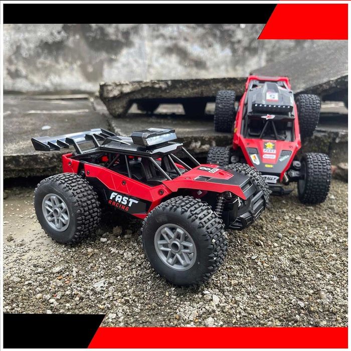 Нова! Радиоуправляема офроуд кола 1:18 с LED светлини и USB зареждане!