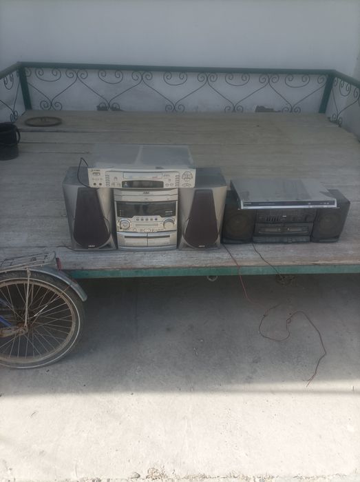 Продается видео и ауди техника,велосипед и швейная машинка