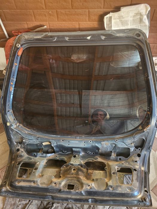 Тоета карина е стекло в оригинале