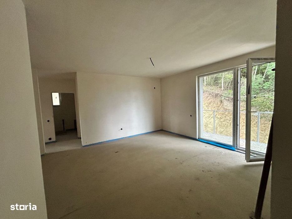 Apartament de 3 camere, 2 bai, 67mp zona Teilor