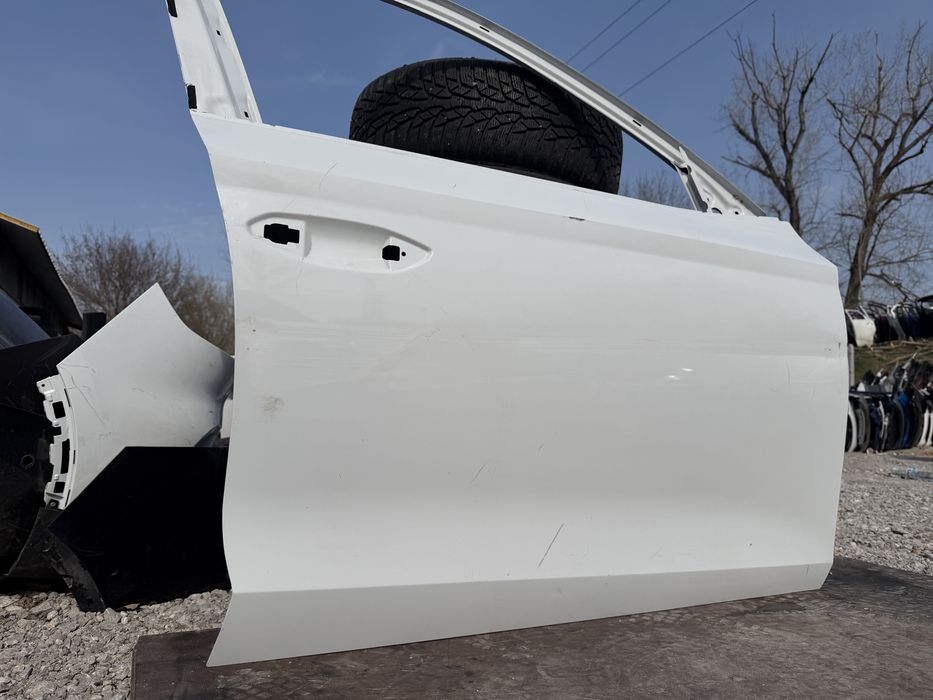 Врата Skoda Octavia 4 2020 год.-