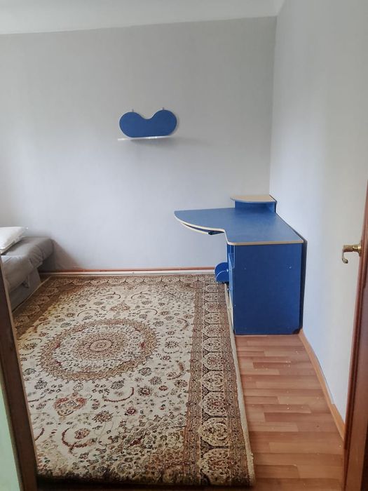 Сдам полдома в центре