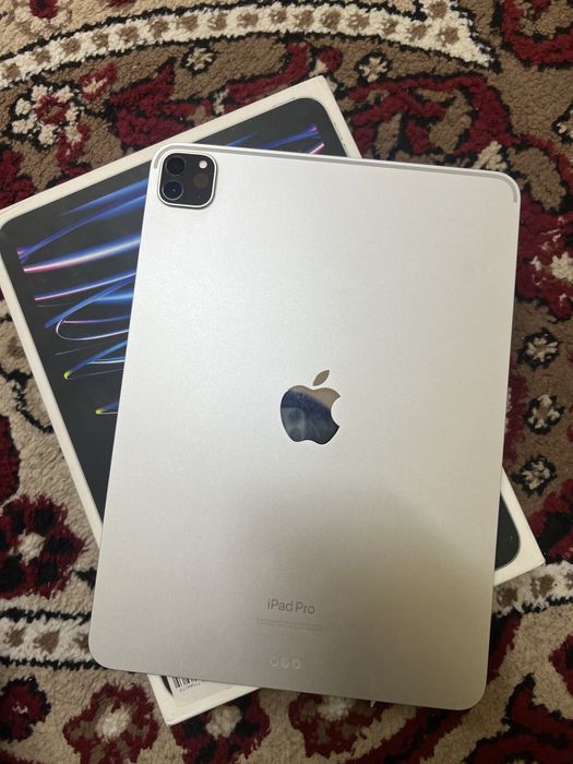 Ipad 11 pro m2.