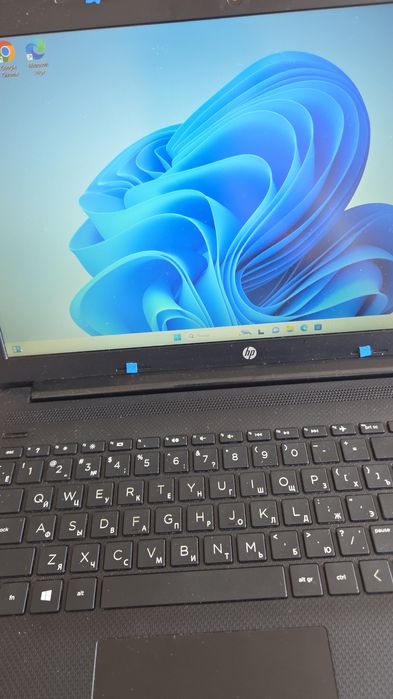 Ноутбук рабочий предлагайте цену