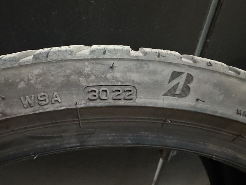 4 бр. Зимни Гуми 235/35/20 Bridgestone Blizzak DOT 22 година