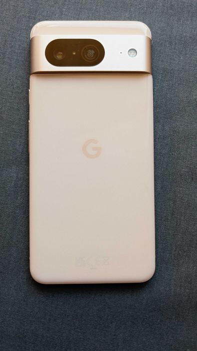 Vand telefon Google Pixel 8 Rose