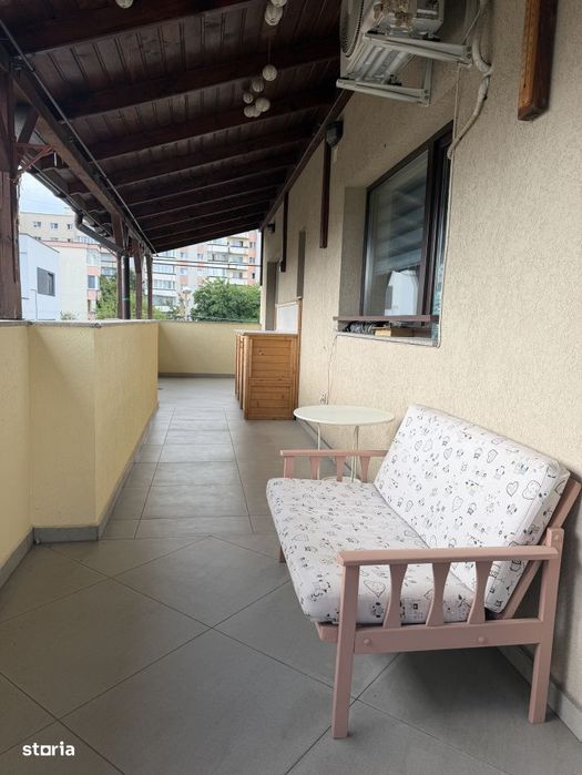 Apartament 3 camere in cartierul Intre Lacuri