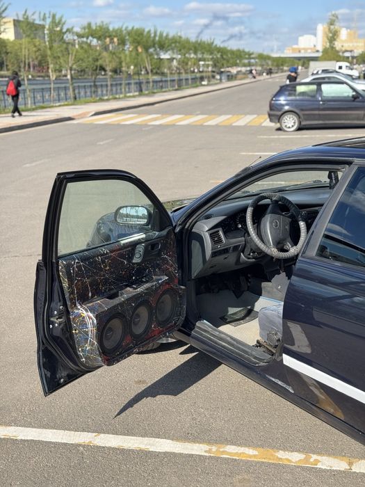 Продам Toyota Carina E