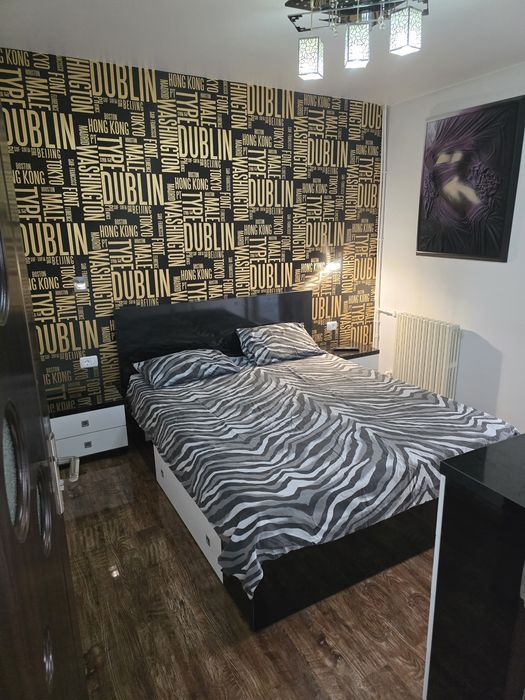 Vand apartament zona trust cu 2 camere