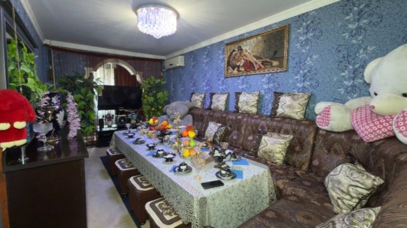 Продаётся 3х комнатная квартира переделана на 4х