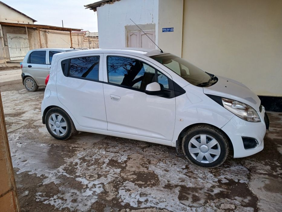 Chevrolet Spark sotiladi