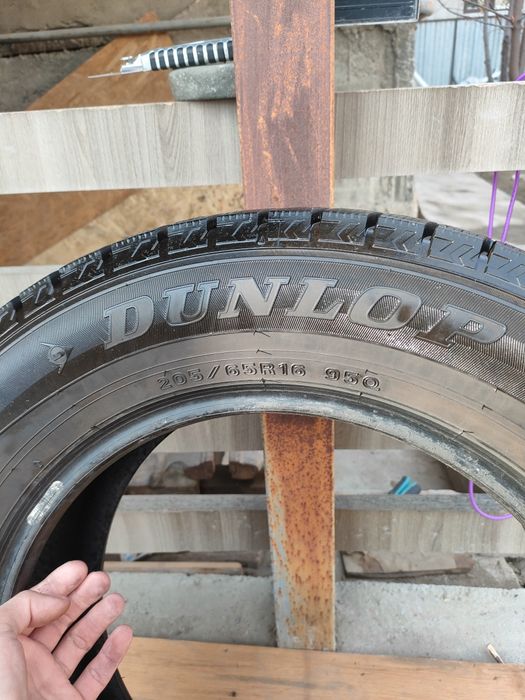 205/65/16 Bridgestone, Dunlop