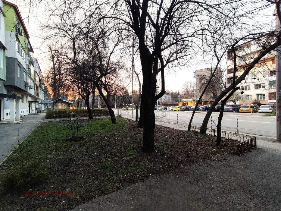 Продава се Двустаен апартамент в София, Надежда 4 - 57 кв.м за 1341 €/кв.м - Снимка #1