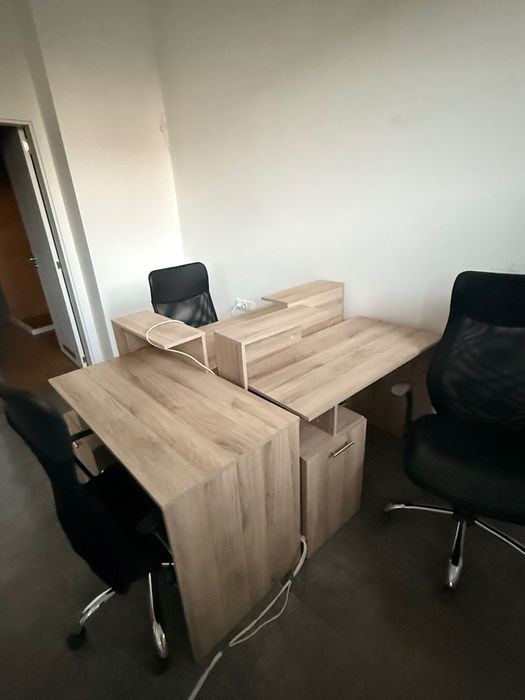 Нови офис бюра за офис или стая