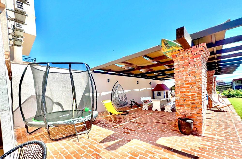 На море в къща за 11 души!