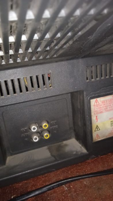 Продам телевизор