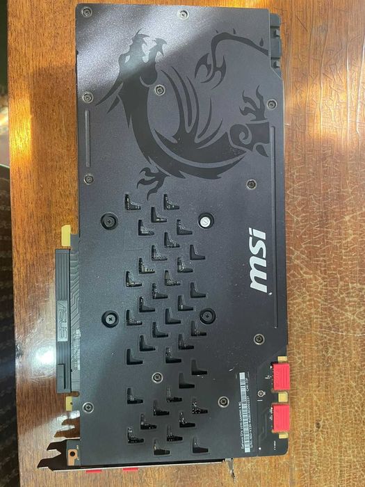 Продам GeForce GTX 1070 GAMING X 8G