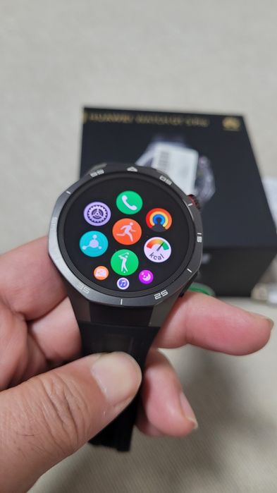 Ceas Huawei GT 5 Pro in cutie cu factura și garantie
