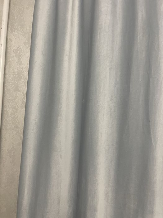 Продам шторы в гостиную