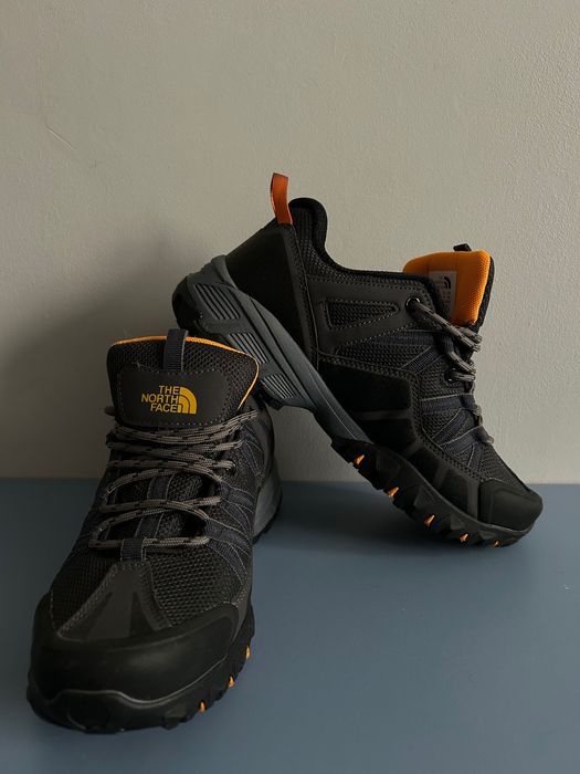 Кроссовки The North Face 111