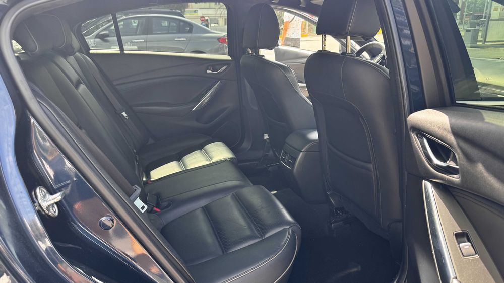 Mazda 6 2. 5 Skyactiv-G AT | 109 000 км |