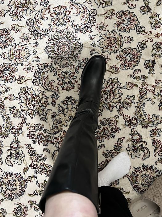 Продам кож.сапоги Basconi(ориг)