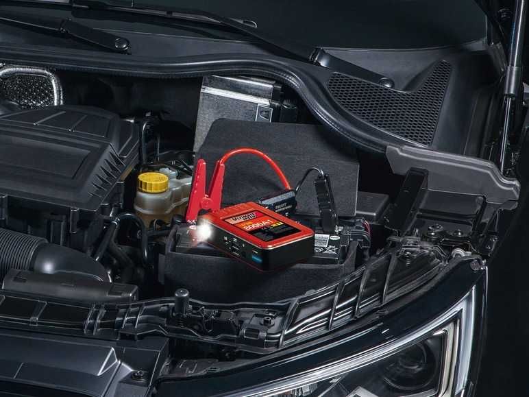 JUMP STARTER, robot de pornire auto 8000mA, NOU, SIGILAT, Germania