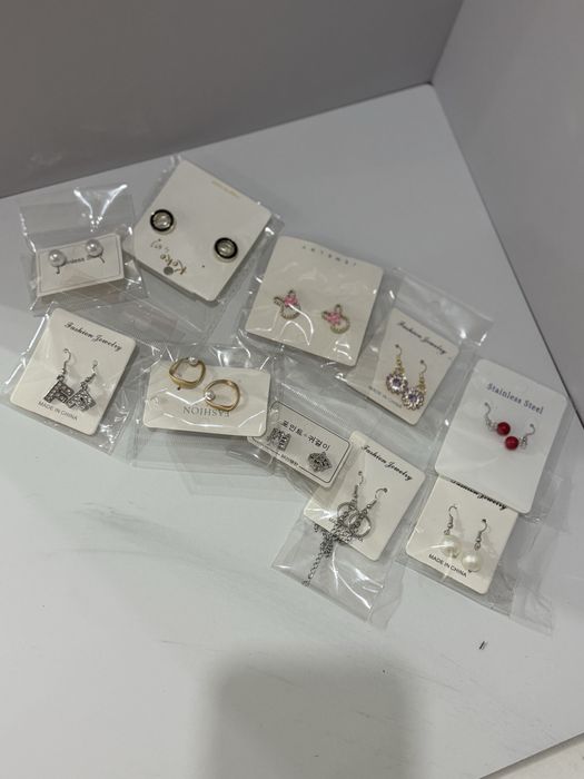 Продам новые  серьги