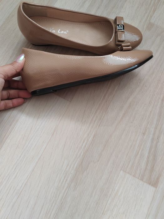 Продам балетки новые