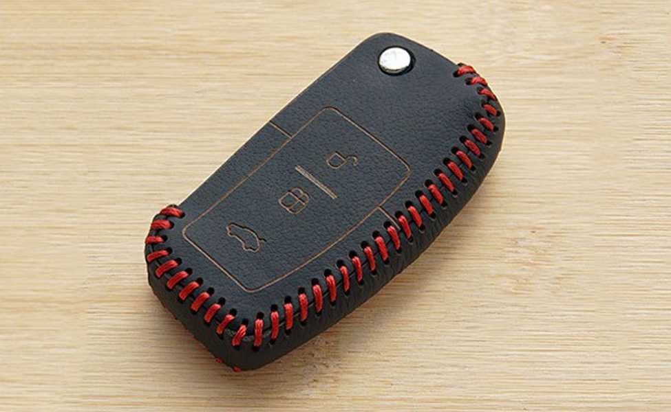 Husa din piele cheie escamotabila - Ford