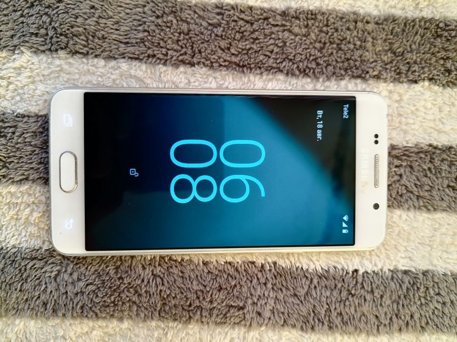 Продам Samsung A3