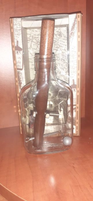 3D пъзел Professor Puzzle - Пурата и бутилката с уиски на Чърчил