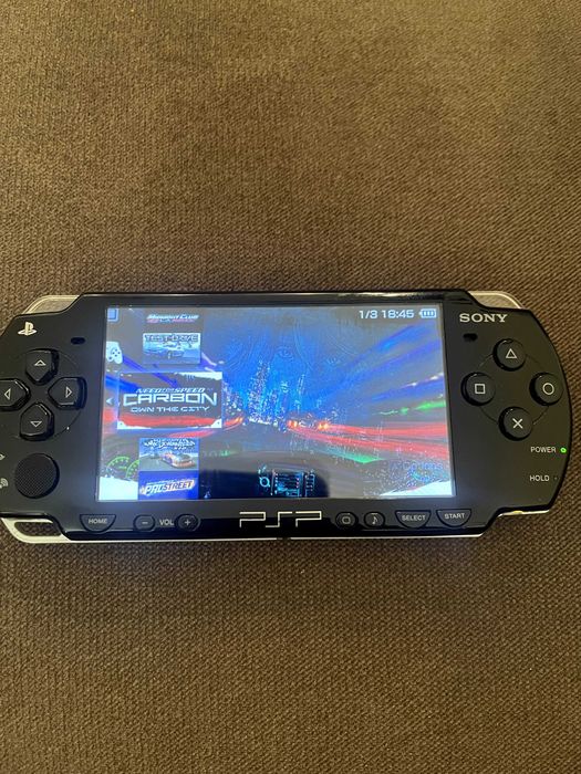 Продавам PSP 2000