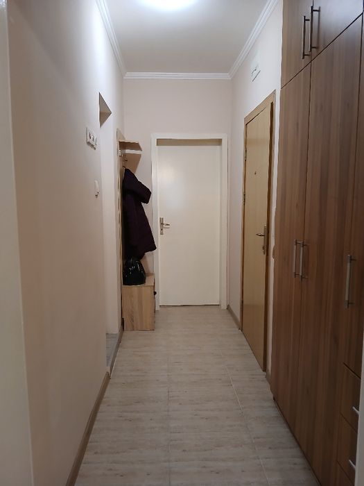 Двустаен Възраждане с Асансьор, Интернет