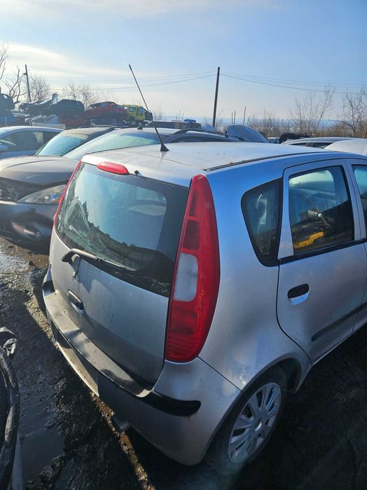 Митцубиши Колт 1.4 бензин 2004 година 95 к.с