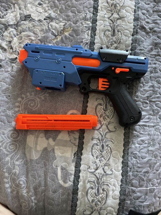 Игрушечный автомат , нуту патрон