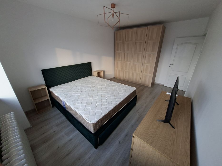 Apartament renovat central 3 camere 2 bai zona Garii
