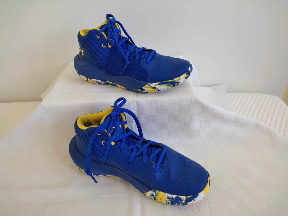 Летни Under armour размер 39-40